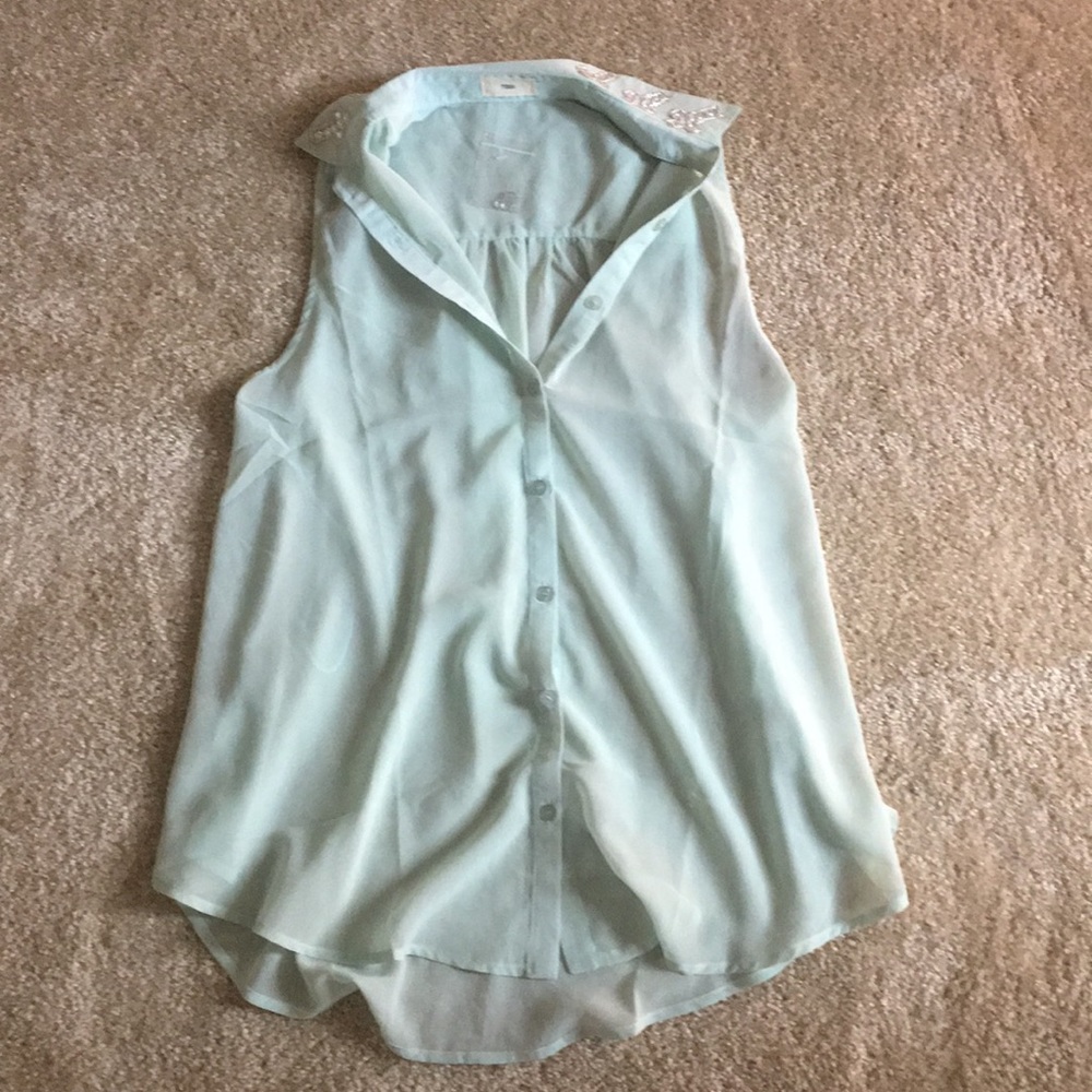 Mint sleeveless blouse!